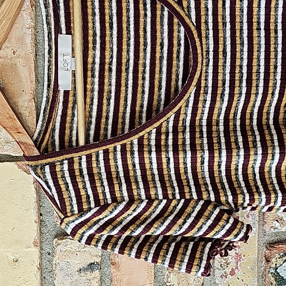 Loft Ribbed Ruffle Striped Fitted Short Sleeved Blouse - Picture 6 of 9